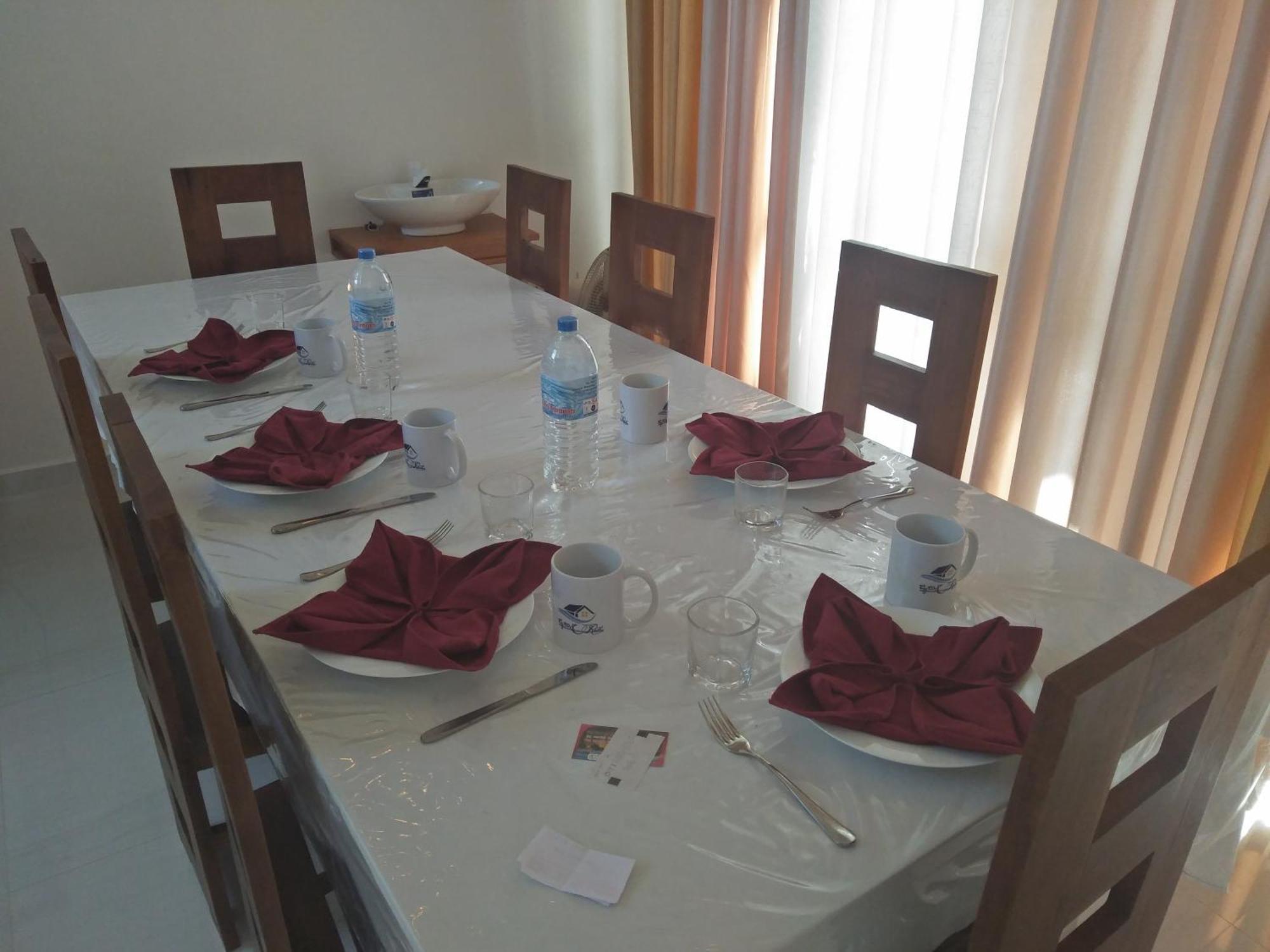 Ehala Family Rest Hotel Anuradhapura Exterior photo